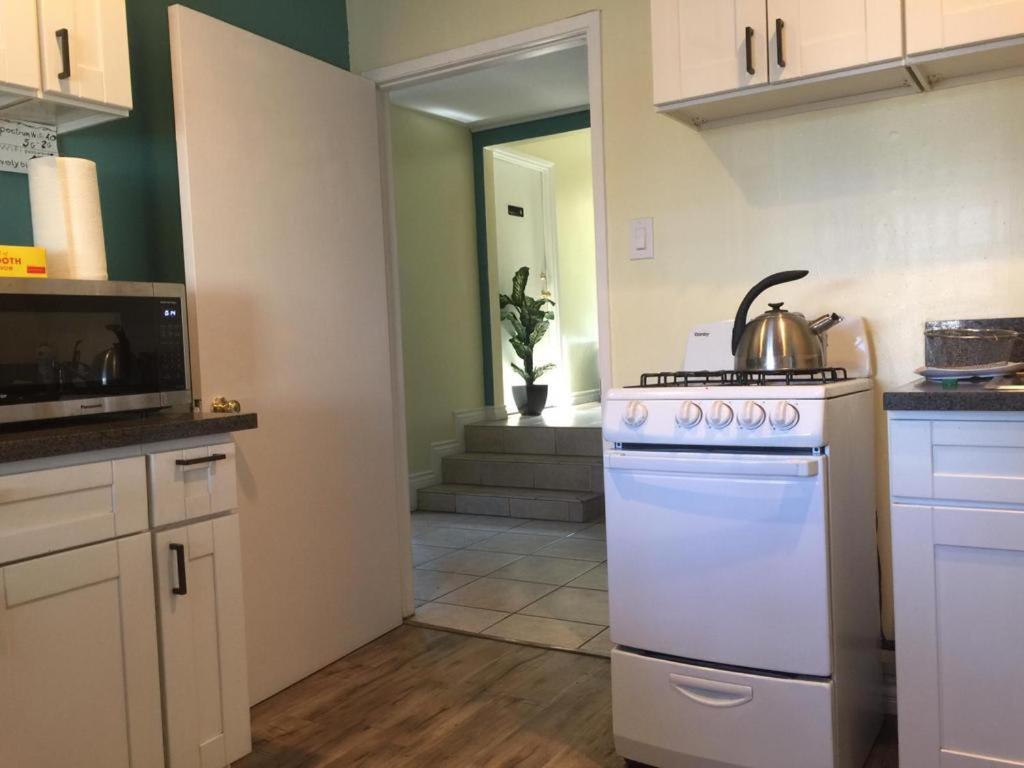 Lax Guest House อิงเกิลวูด ภายนอก รูปภาพ